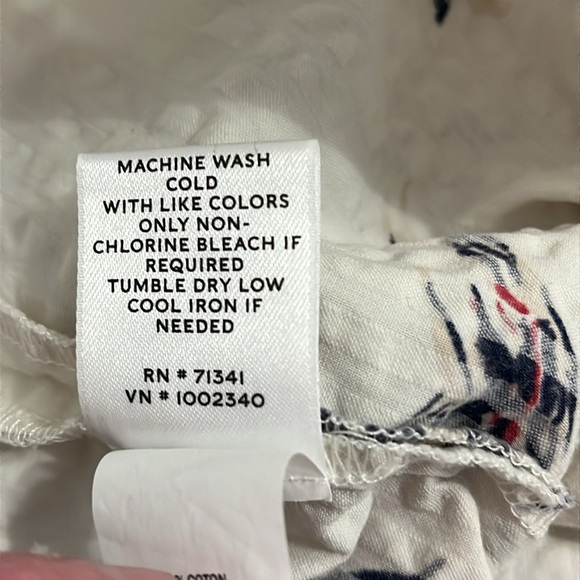 LL Bean Signature Sail Boat Blouse Top Tie Front Seersucker Cotton Size 2 - Picture 11 of 11